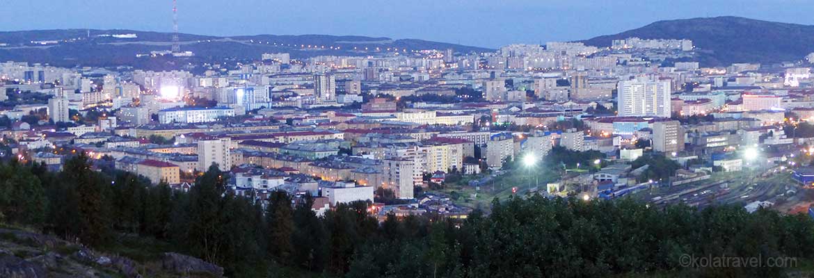 Город Мурманск, самый большой в мире город, расположенный за Полярным кругом — Кола Трэвел.