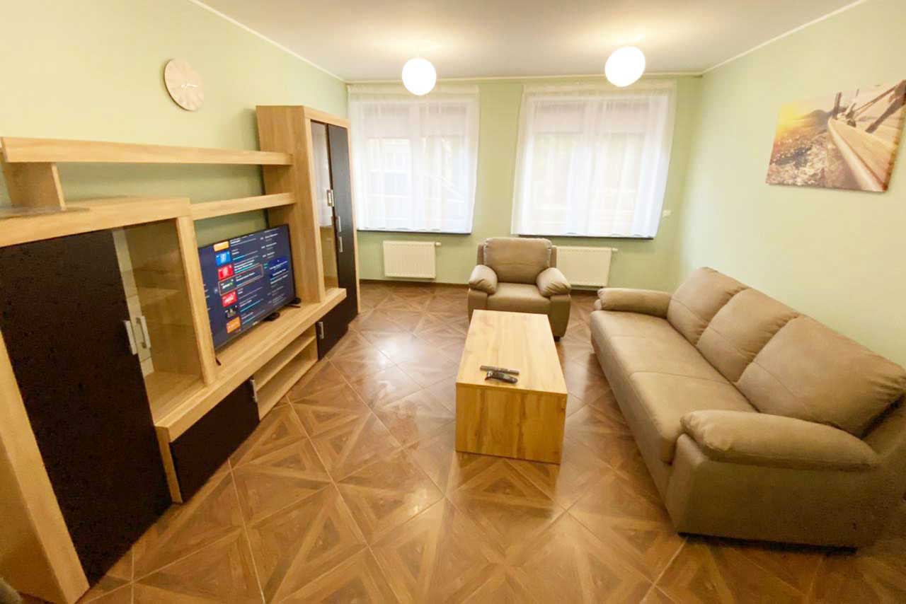 Just rent your second home on the coast of the Baltic Sea in Svetlogorsk town, Kaliningrad region. It takes 5 minutes to walk along an alley through a shady park to a tranquil sandy beach. You can reach the Svetlogorsk Promenade walking along the shore.