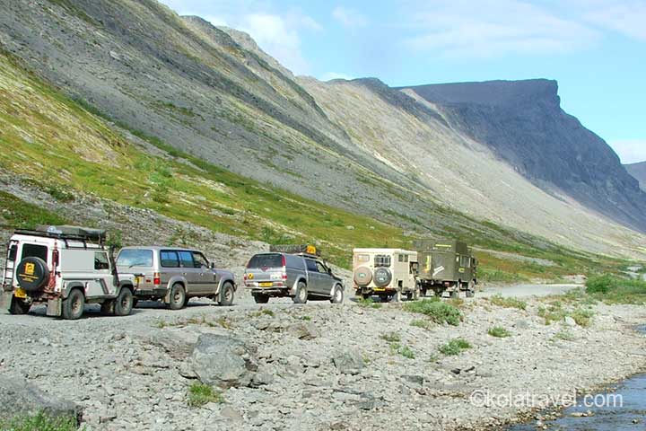 kolatravel 4x4 holidays arctic trophy awd army bus tours polar off-road adventures jeep expeditions northwest russia murmansk region extreme expedition adventure